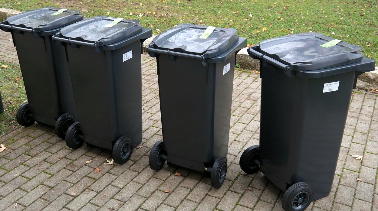 Formaljuristisch in die Tonne